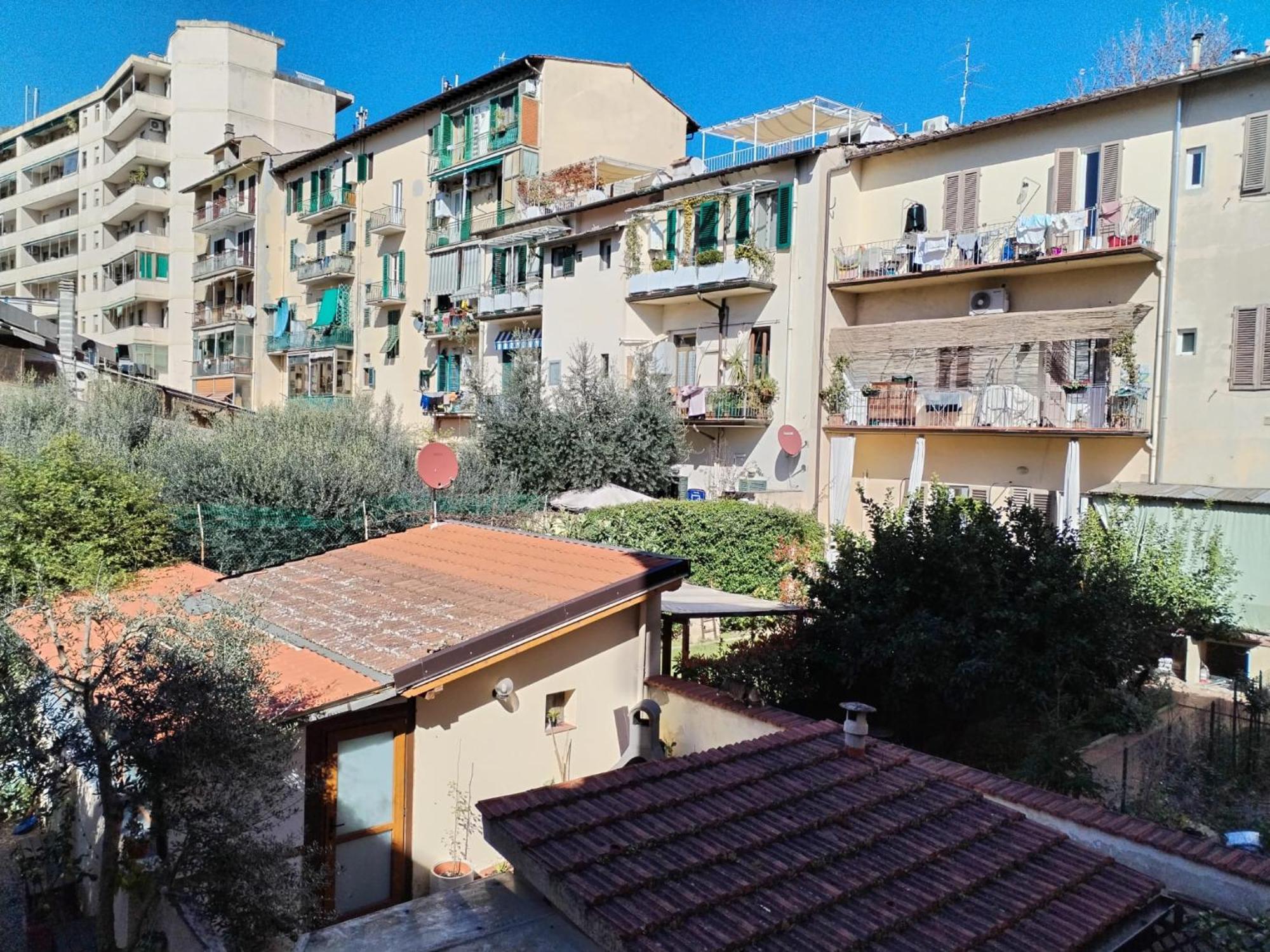 Apartamento Prato Barone A Firenze *